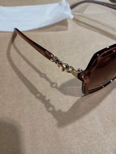 LUNETTES DE SOLEIL NEUVES VERSACE 1969 LLV9524 AVEC ÉTIQUETTES PRODOTTI 19,69 SPORTIVO - Photo 5 sur 9