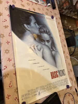 BASIC INSTINCT ORIGINAL ROLLED DOUBLE SIDED 27X40 MOVIE POSTER MICHAEL DOUGLAS