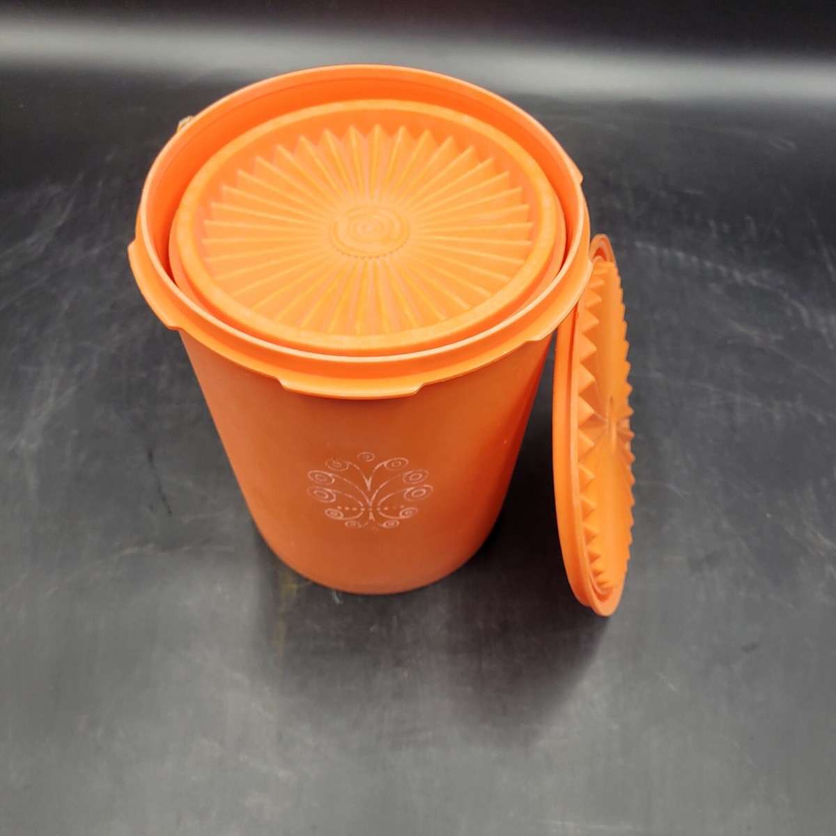 タッパーウェア  USED  ⑤ Vintage Tupperware 767-14 Blue Divided Rectangle Container