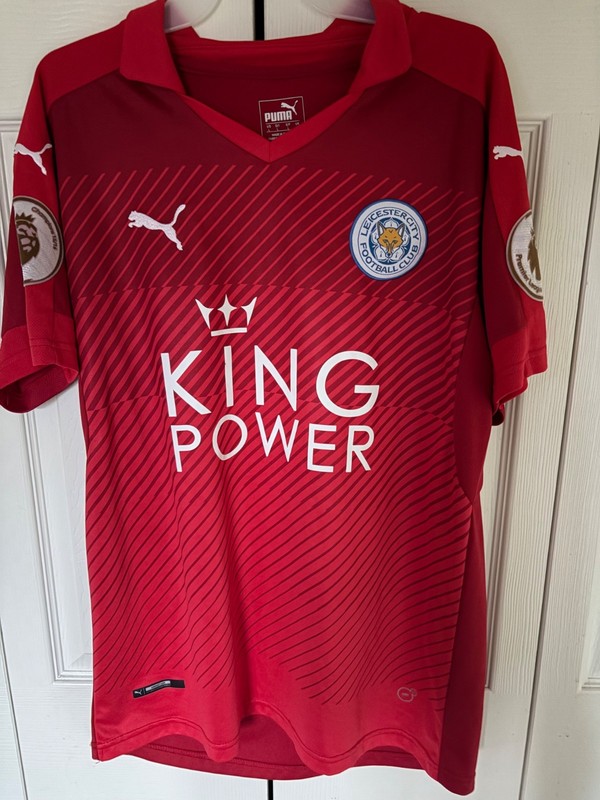 Riyad Mahrez Leicester 16/17 Away Jersey (Large) (Champion Badges)