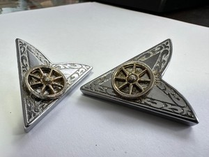 Vintage Etched Collar Tip  Wagon Wheel Silver Tone Southwestern