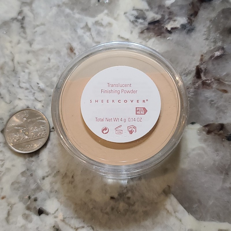 Sheer Cover TRANSLUCENT 4g Finishing Powder (4all skin: light medium tan dark)