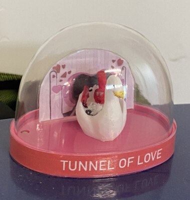 Fallout 76 Snow Globe - Tunnel Of Love (3D) - Nuka-Cola Nuka-World On Tour