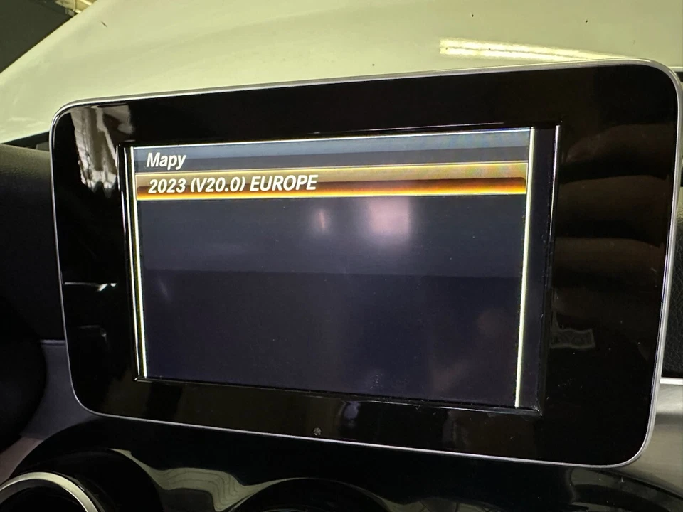 MERCEDES GARMIN MAP PILOT V20 2025 NTG5 STAR1 SD KARTE A218 EUROPA - Bild 2 von 4