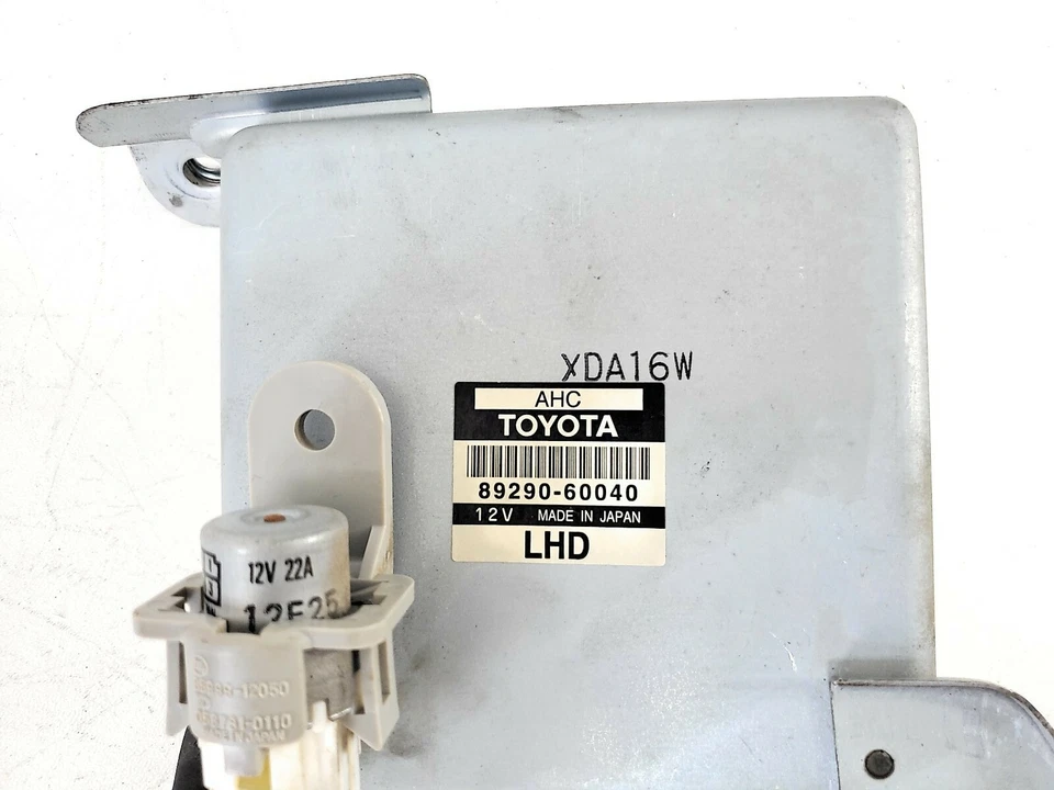 Computadora de control de suspensión AHC 2003-2005 Lexus LX470 89290-60040 03 04 05 OEM Foto 2 de 3