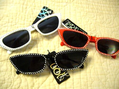 Women's Sunglasses Vintage Cat Eye Ladies Sunglasses Sexy Rhinestone Look 6542 - Picture 2 of 10