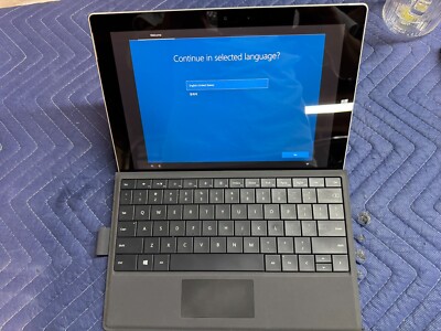 ***SALE***Microsoft Surface 3 Tablet/Laptop with Dock (Rare) 64GB Intel Atom
