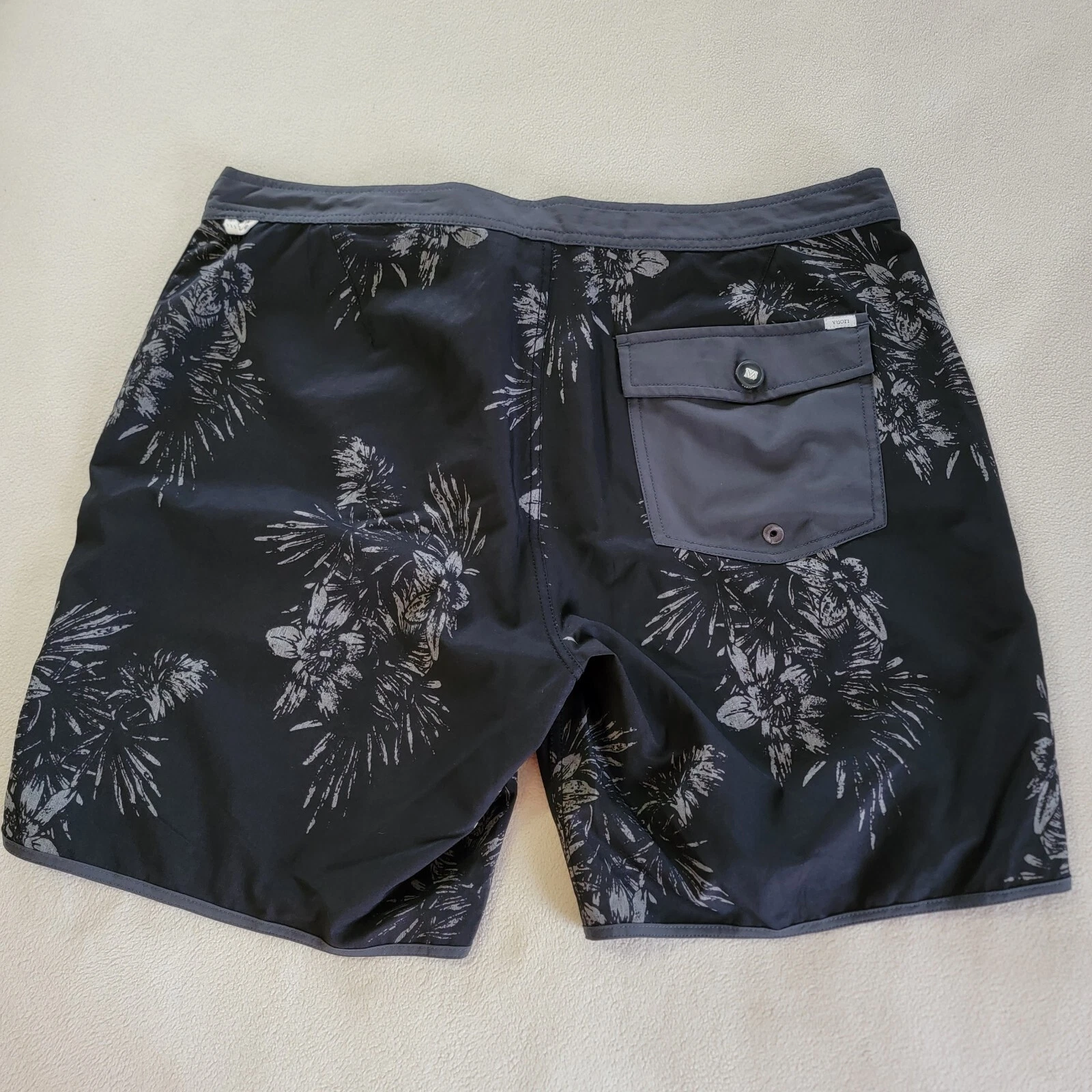 vuori boardshorts floral swim surf casual beach cruise shorts
