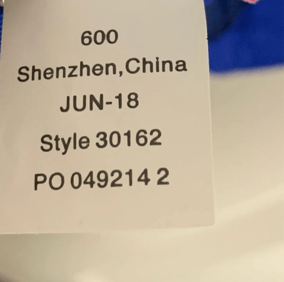 Bufanda de seda azul Lilly Pulitzer Sneak A Beak Bennet vibrante 21x21 estampado de pavo real Foto 2 de 3