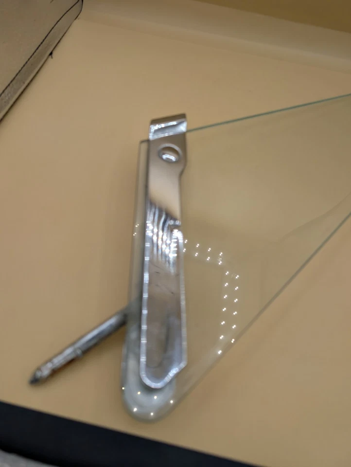 1963-1964 Plymouth Fury Belvedere B Body Right Pass Vent Window Glass 330 440 Foto 3 de 4