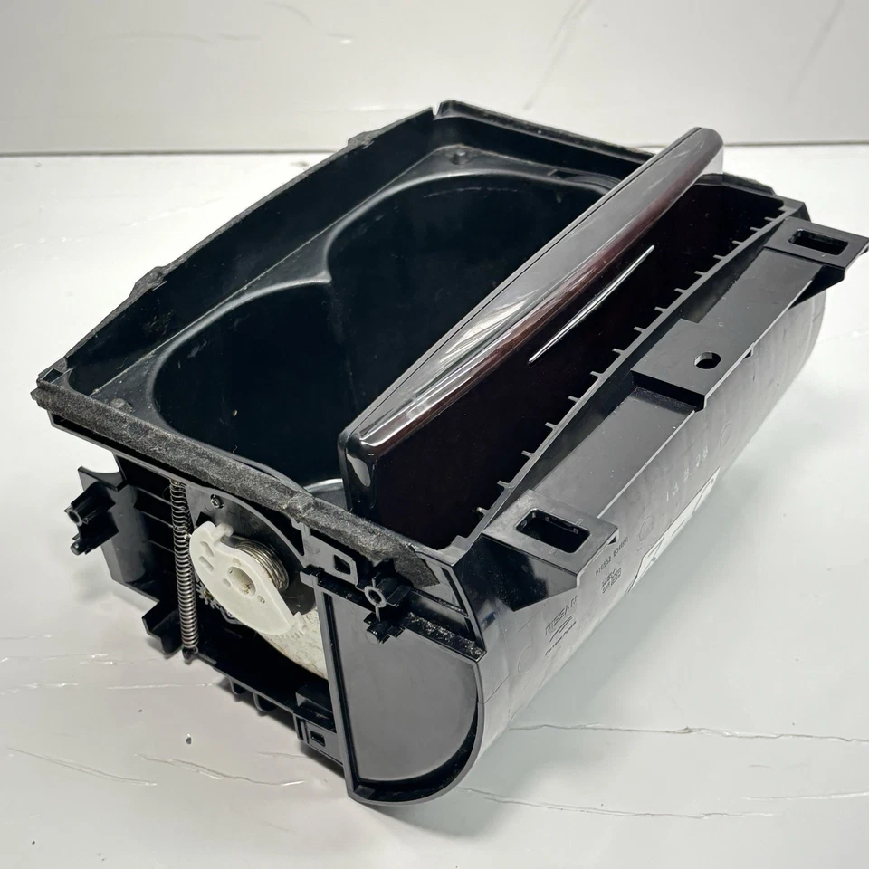 Suporte para copo console central M2011-2019 Infiniti M37 Q70 Q70L madeira ASSY FABRICANTE DE EQUIPAMENTO ORIGINAL - Imagem 4 de 4