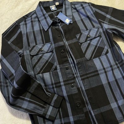 NWT Undefeated  Men s Size Large Plaid Long Sleeve Flannel Shirt