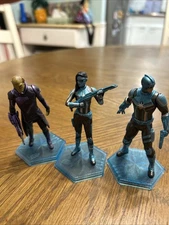 Disney Store CAPTAIN MARVEL 3 Piece Playset Action Figures Set Star Force Lot