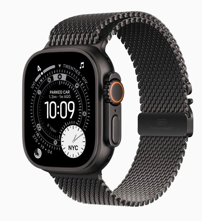 Apple Watch Ultra 3 49mm GPS + Cellular Titanium Case Black Charcoal Trail Loop - Image 3 of 4