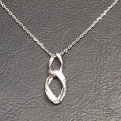 Signed ELLE Sterling Silver 925 Necklacep Crystal Pendant. 17.054