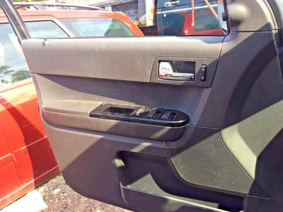 08 12 Ford Escape Mercury Mariner Driver Left Door Interior Door