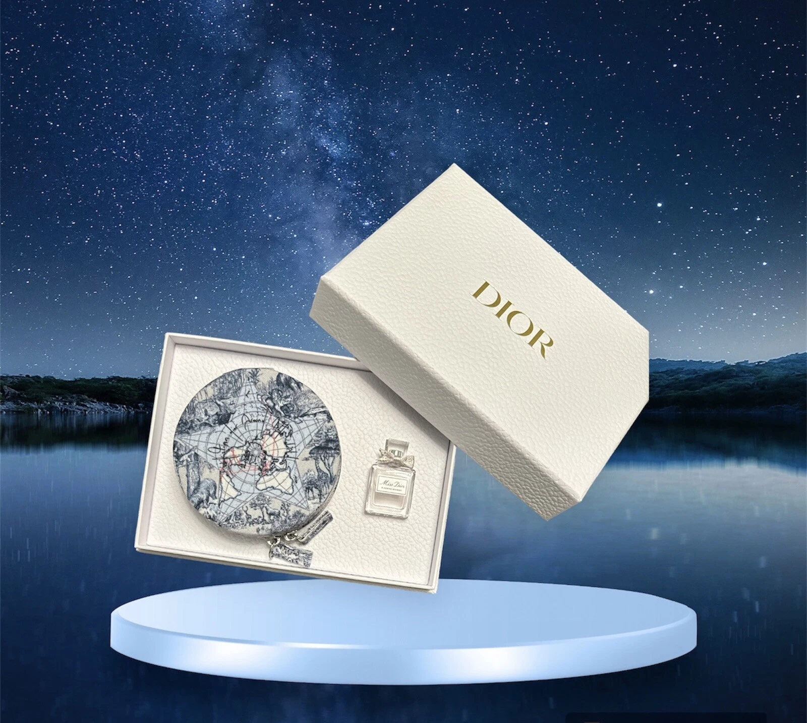 Boîte à bijoux cadeau argent Dior tour du monde et bouquet florissant Miss Dior