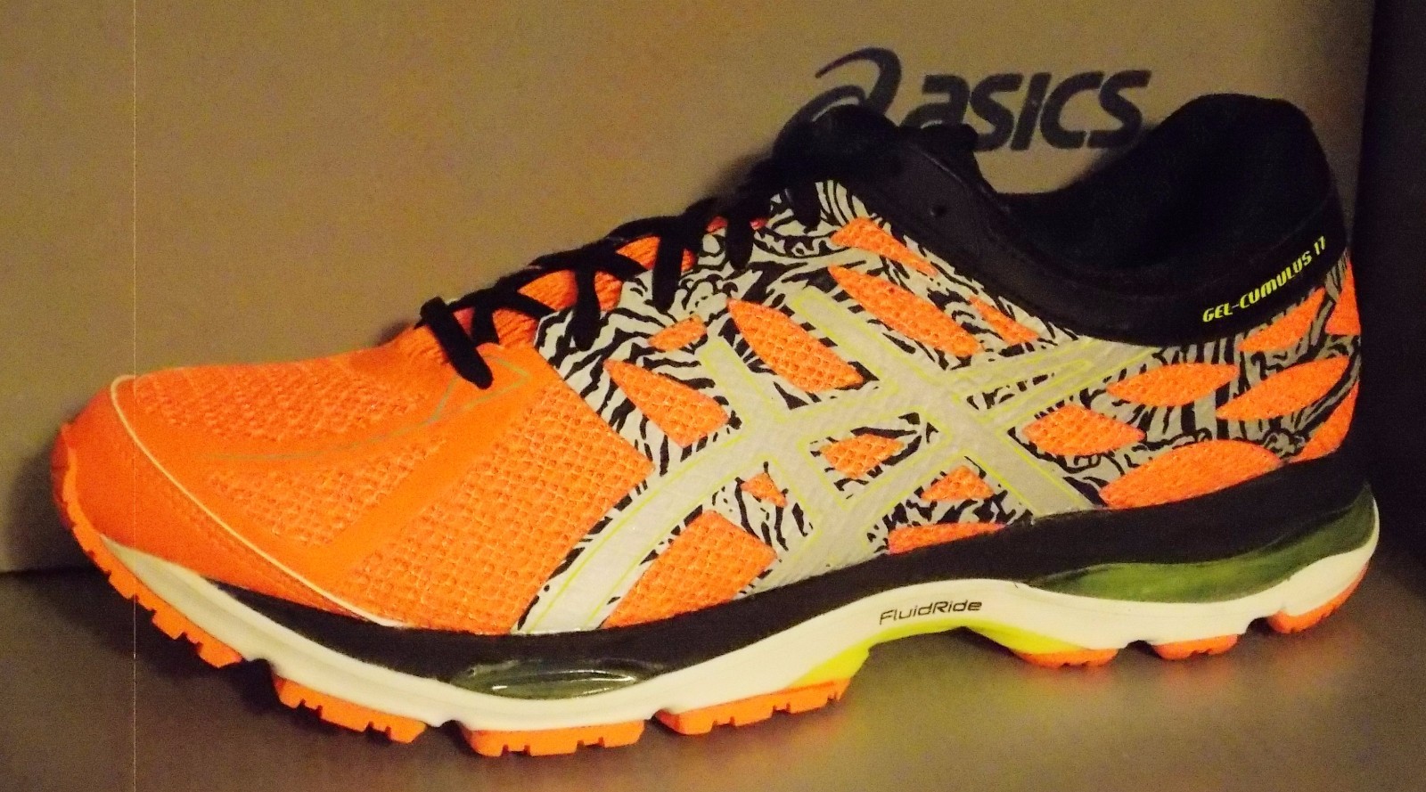 asics cumulus 17 lite show