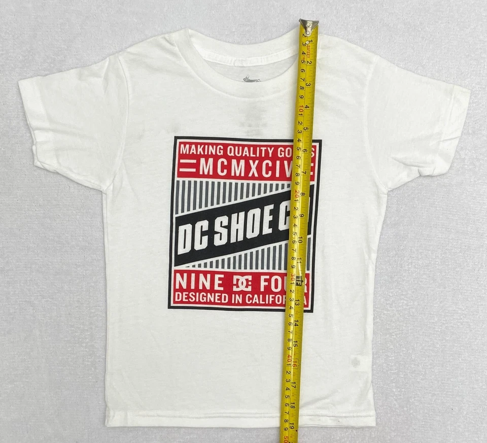 DC Boys White Tshirt Small (8-10) Youth Kids Graphic Tee Designed in California - Image 3 of 4