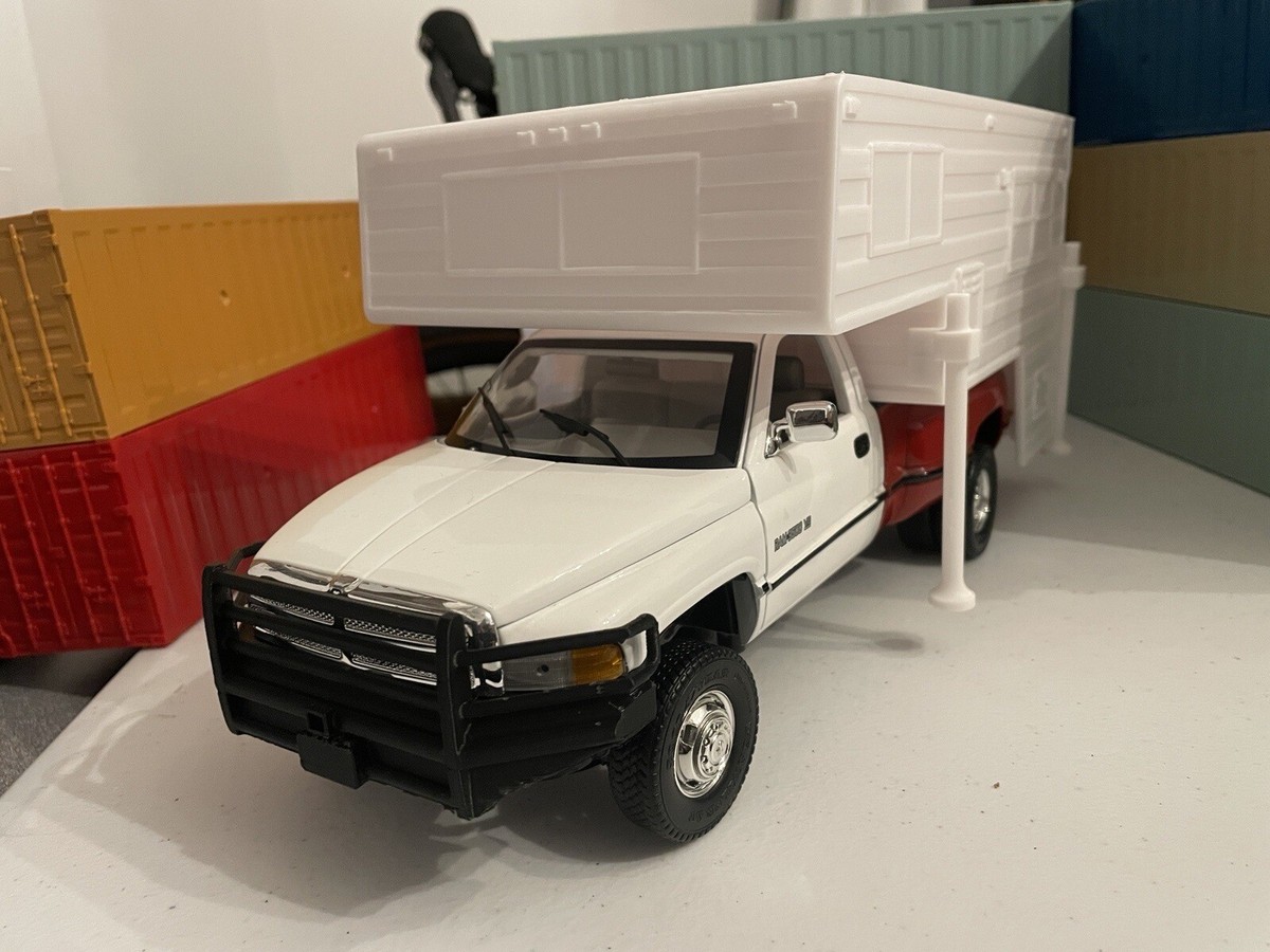3D Print Bed Trailer Camper for 1/18 Anson Chevrolet Silverado