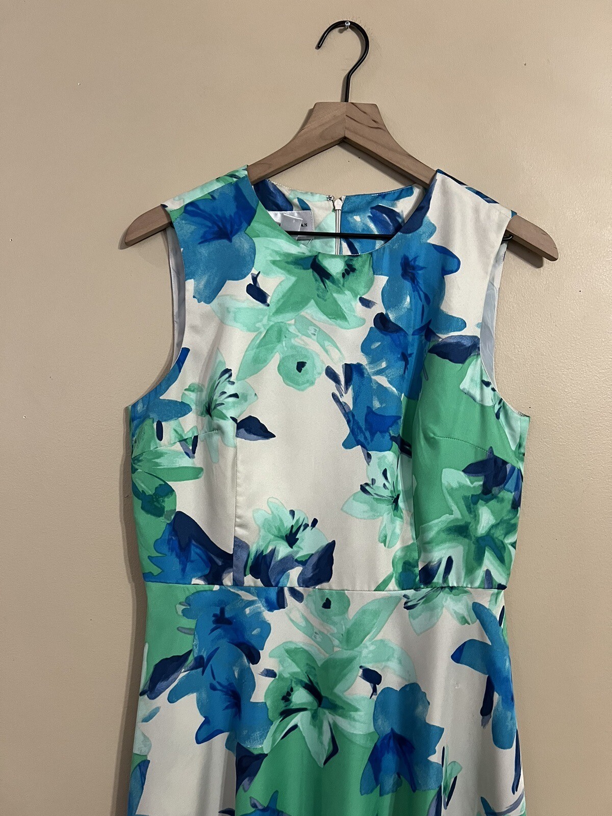 Donna Morgan Ivory Green Blue Floral Fit&Flare Asymmetrical Hem