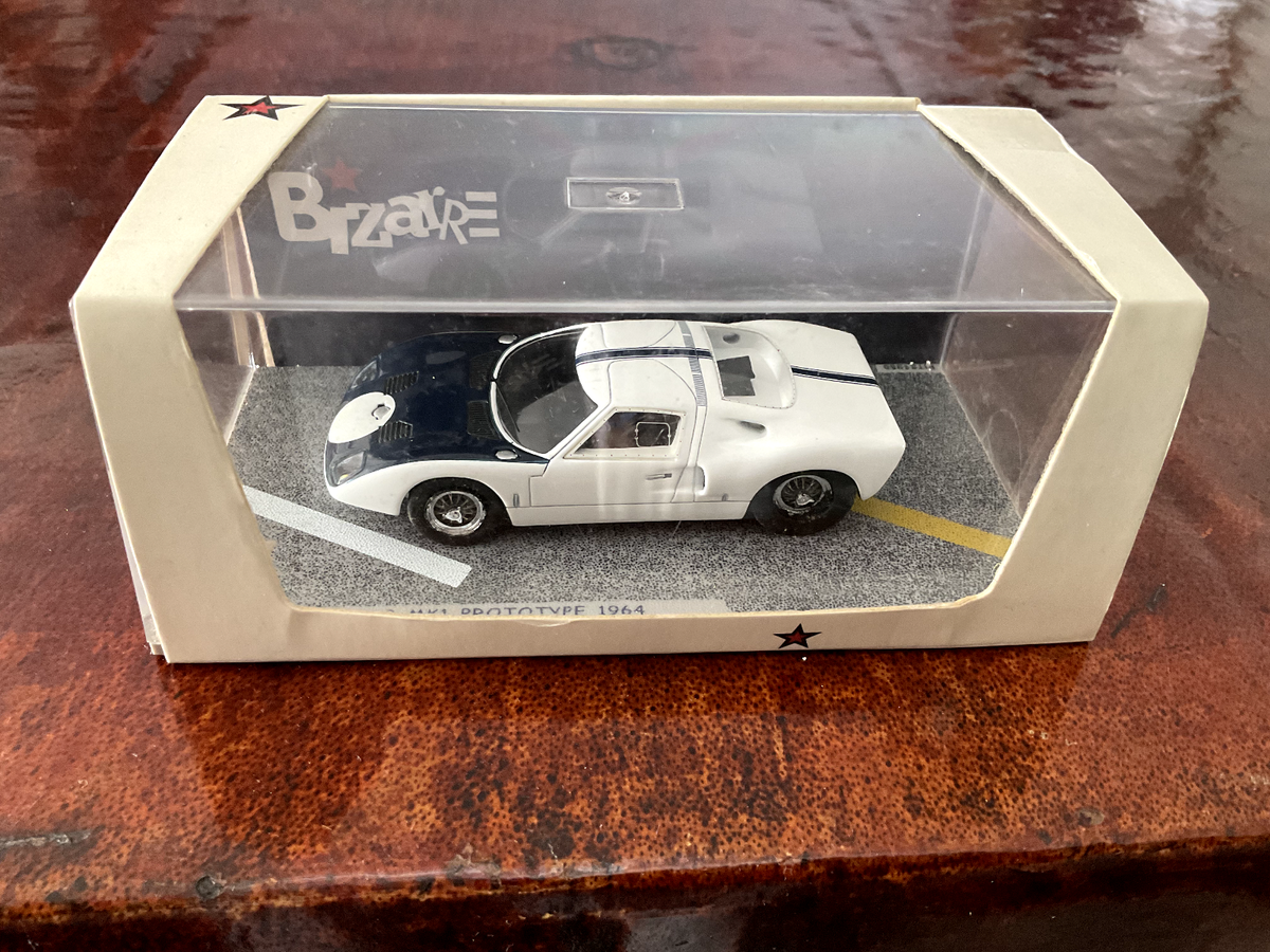 Ford GT40 MK1 prototipe presentation Bizarre 1/43 BZ 268 as new