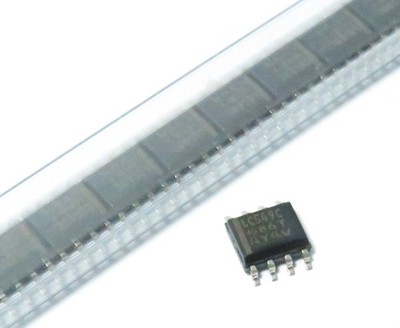 2 Stück TLC549CD 8-Bit ADC with Serial Control SOP8, Texas Instruments