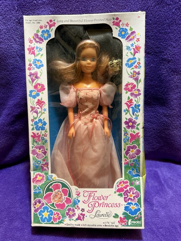 VINTAGE FLOWER PRINCESS COLLECTION DOLL LAURELLE CREATA INTERNATIONAL 1982