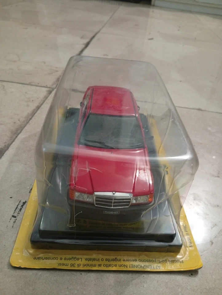 MERCEDES BENZ 190 1983 SCALA 1-24 NUOVA - Immagine 2 di 2