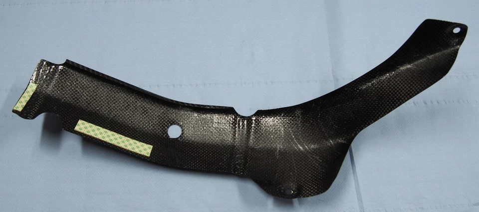 Paar Rahmen - Abdeckungen / Cover carbon f. Suzuki GSX-1000 K5 (06/03) - Bild 2 von 4