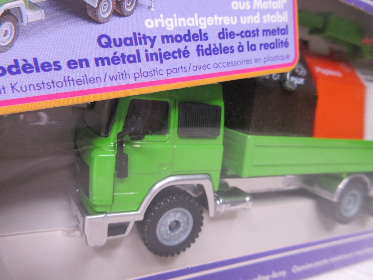 SIKU Super Serie #3813 Iveco Recycling LKW-Zug Lorry with Trailer