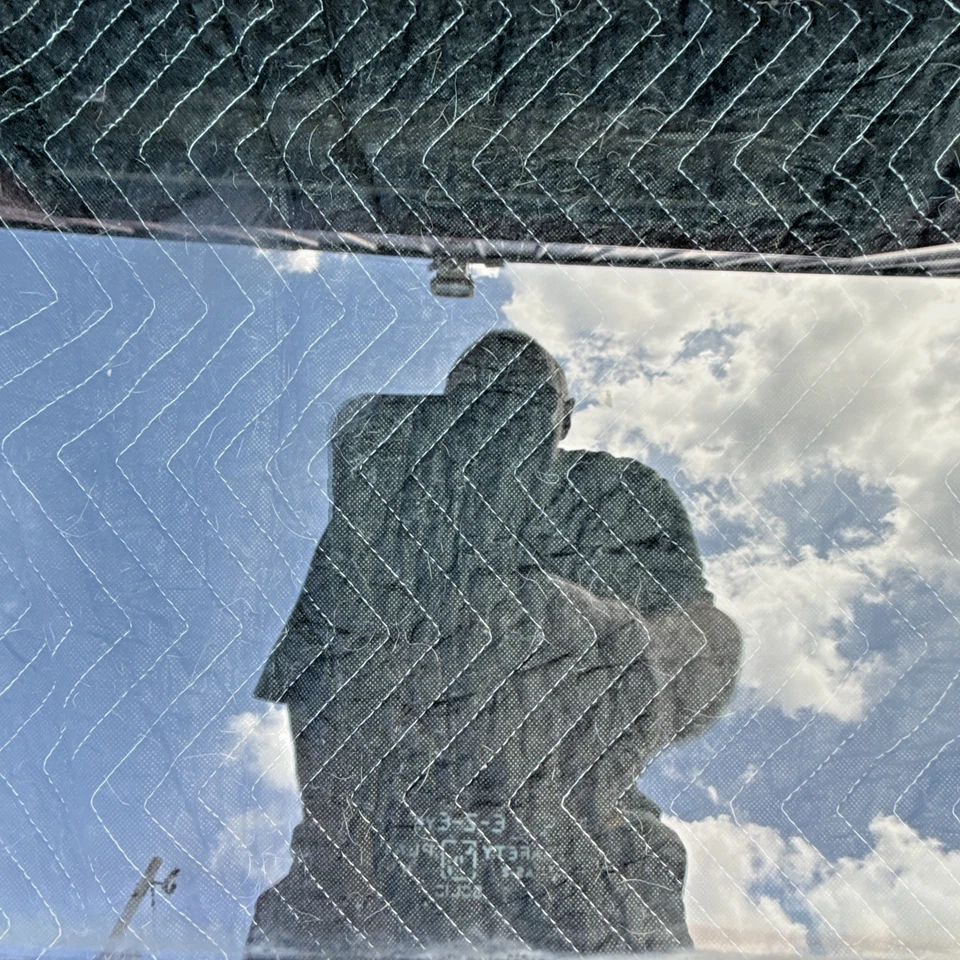 Pára-brisa traseiro usado OEM GM 1954-1955-1956 Buick Super 4 portas (RW122) - Imagem 3 de 4