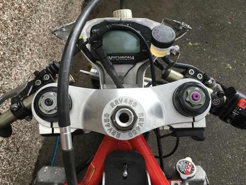 Aprilia RRV450GP Race bike for Aprilia GP Challenge or Superteen Championships - Picture 7 of 11