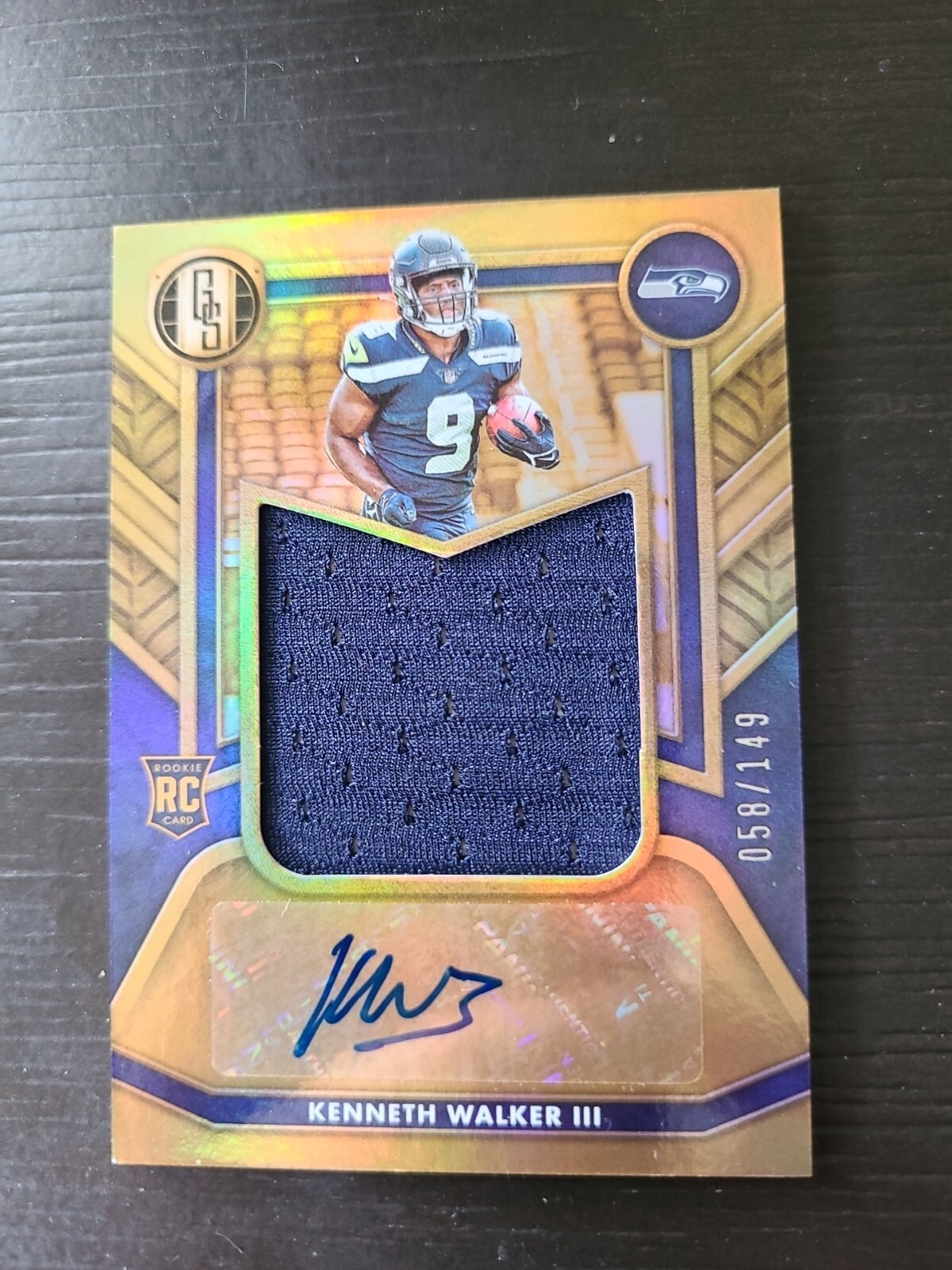 Kenneth Walker III Panini Gold Standard Rookie Jersey Autographs Jumbo Relics #RAJKWA Base