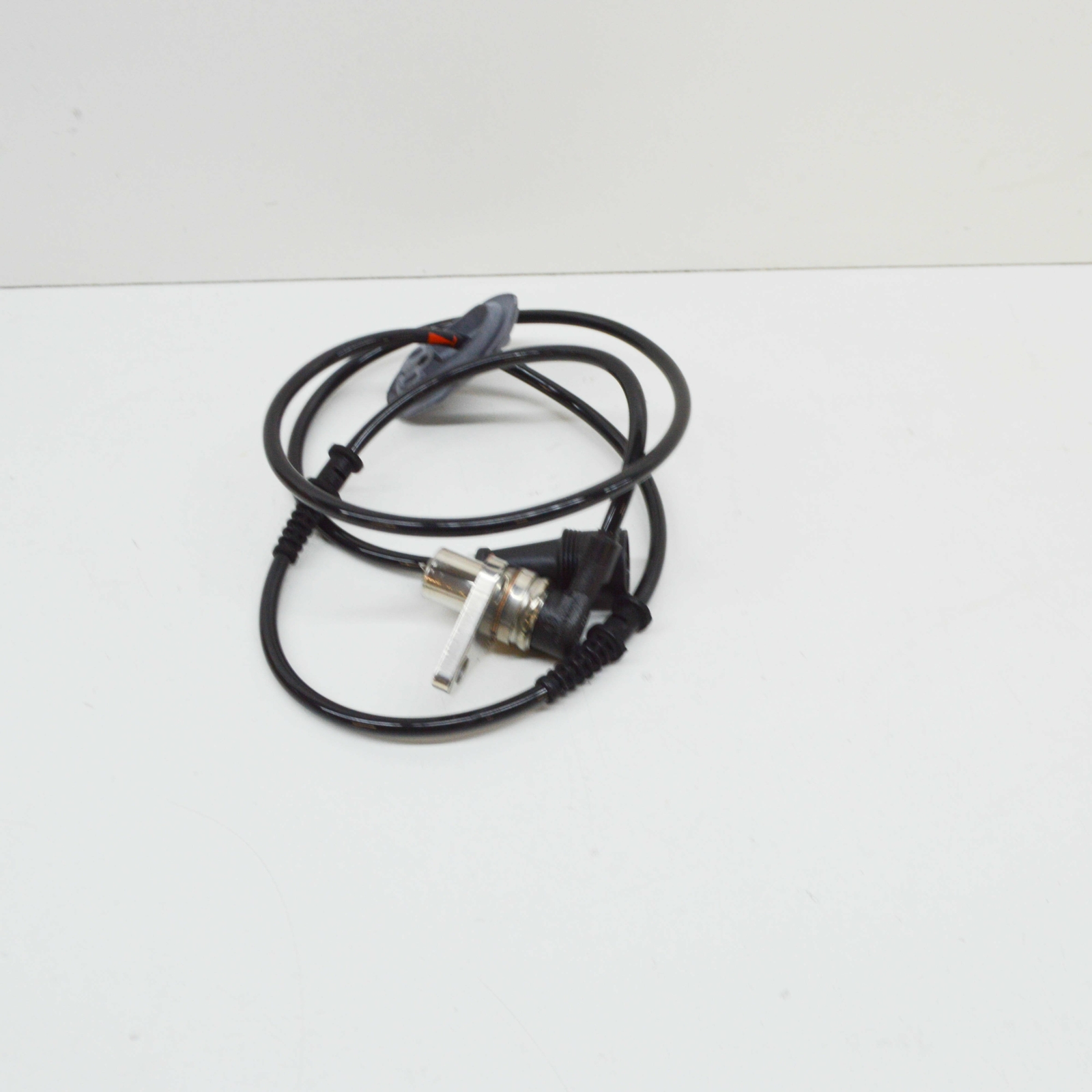 MERCEDES-BENZ E-CLASS W124 Front Left ABS Sensor A1245401617 NEW 