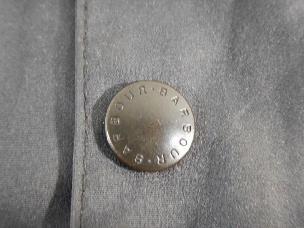 Picture 3 of 9