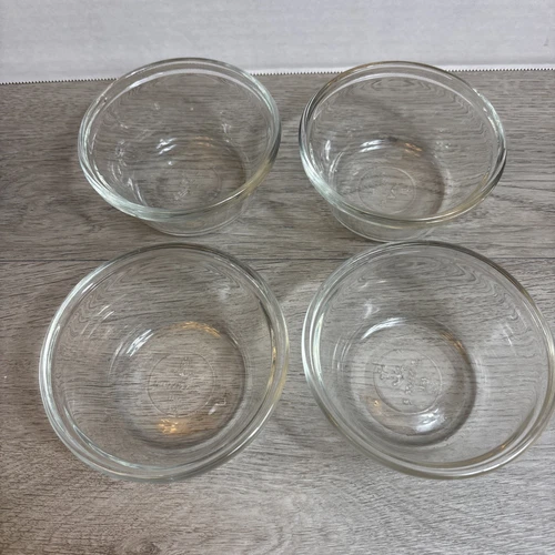 Vintage  Anchor Hocking Prep Bowls, Custard Cups.  Set Of 4.  6 Oz/177ml Clear.
