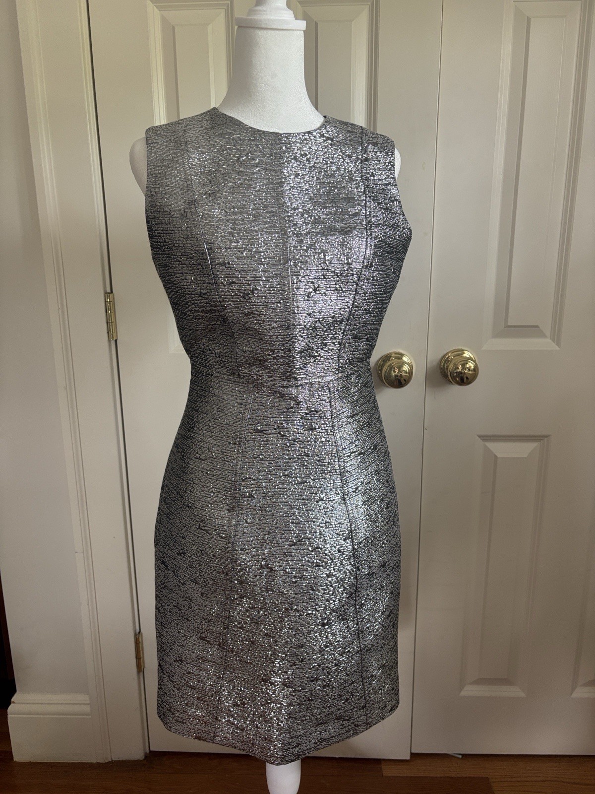 Diane von Furstenberg Metallic Silver Sheath Dress Sleeveless Knee Party M