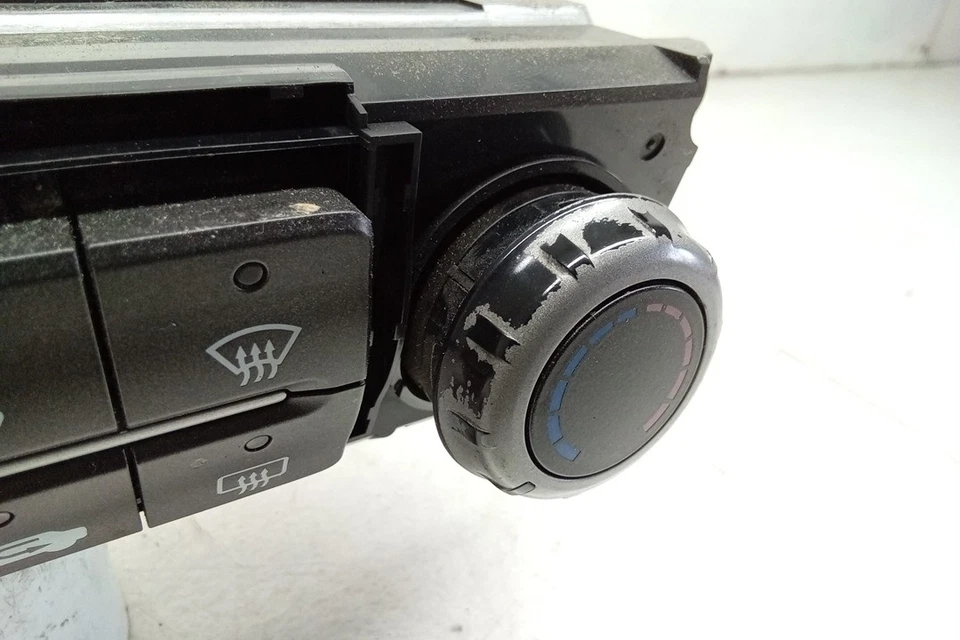 07 2007 Honda Civic Climate AC Heater Control Unit OEM - Image 2 of 4