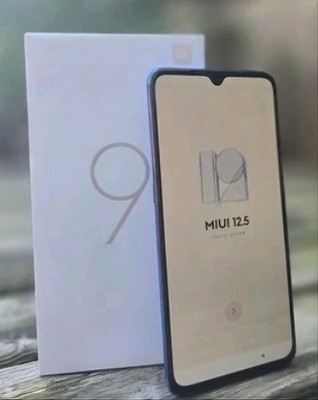 Xiaomi Mi 9 128GB, 6GB RAM, Ocean Blue, Unlocked, Dual SIM, 48MP Camera