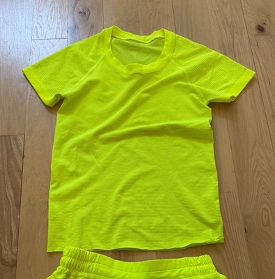 Lululemon Swiftly Tech Shirt 2.0 Highlight Yellow Size 2/4? *cut hem 