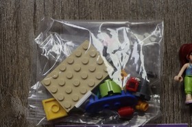 LEGO&reg; Friends 30101 Mia Skate Boarder Polybag 100% Complete W/Instructions