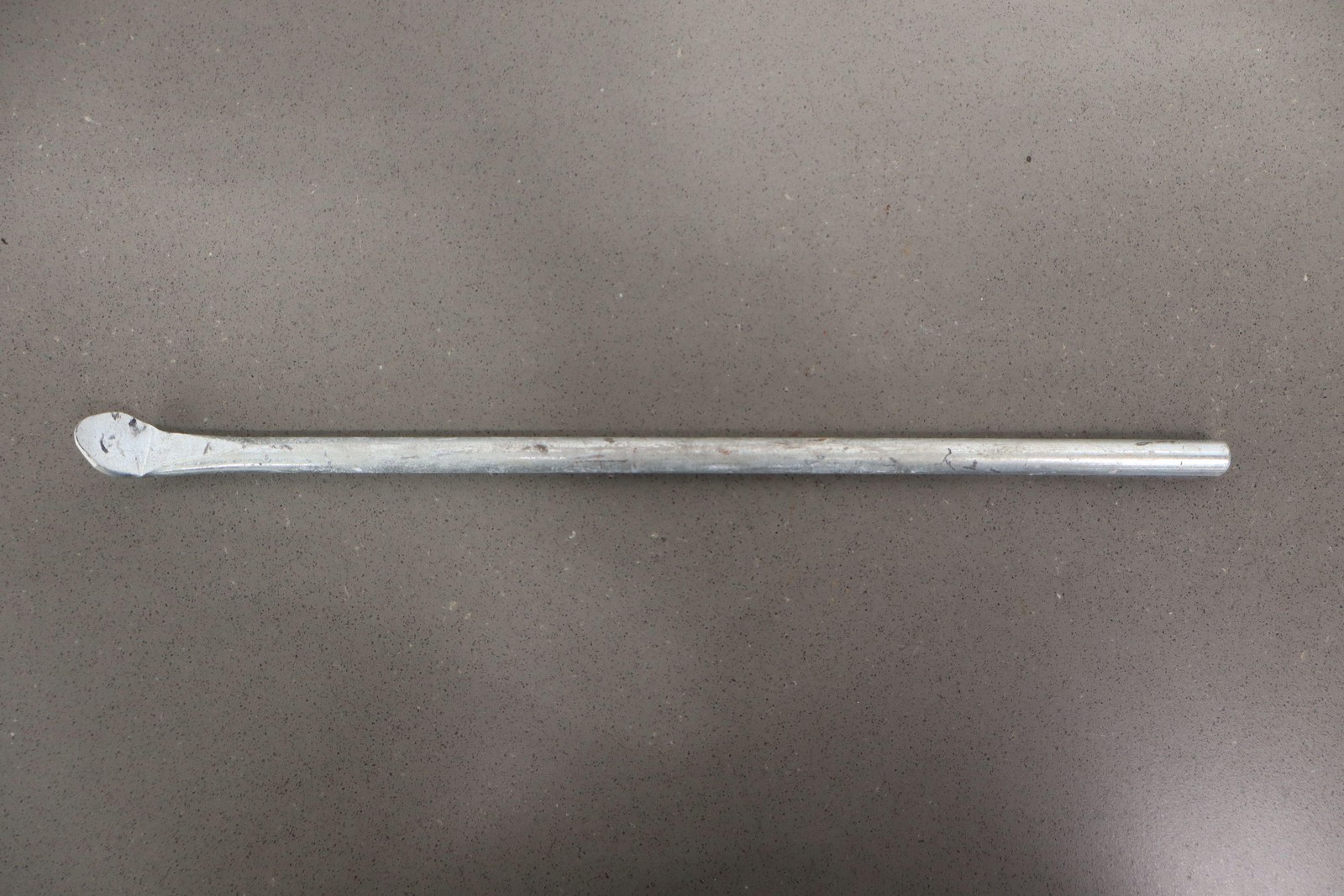 1996-1998 Lexus LX450 Emergency Roadside Bottle Jack W/Bracket & Tools