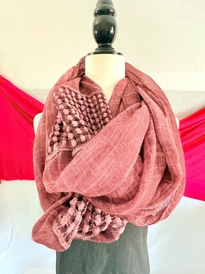 Simply Noelle Infinity Loop Scarf Mauve Purple Crochet Sections 70Lx30W