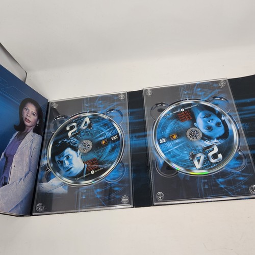 24: Kiefer Sutherland Complete Season 1 2 DVD Set Lot TV Show Tested Working - Picture 6 of 9