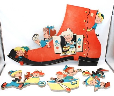 Vtg 1957 The Dolly Toy Company Nursery Wall Decor Old Woman Who Lived in a Shoe