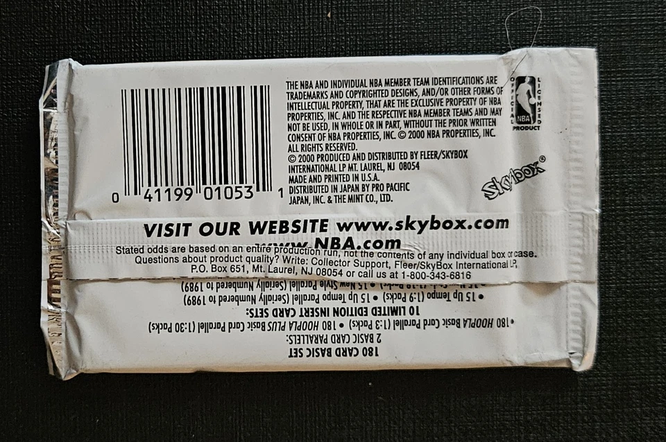 1999-00 SKYBOX NBA HOOPS 89X99 SEALED PACK - Image 2 of 2