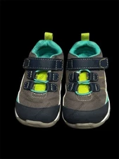 SEE KAI RUN ATHLETIC SHE FOR KIDS BLUE GREY GREEN PREOWNED GREAT CONDITION KID 5