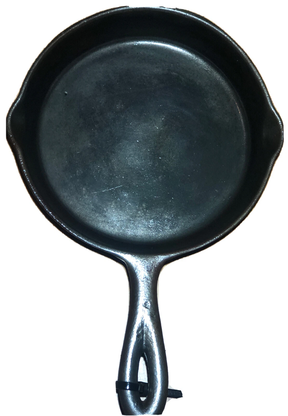Vintage hammered Chicago Hardware No 3 Skillet