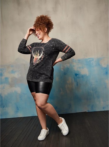 TORRID ( 6X 30) Raglan Sweatshirt LoveSick Summon Spirits Black Acid Wash - Bild 4 von 5